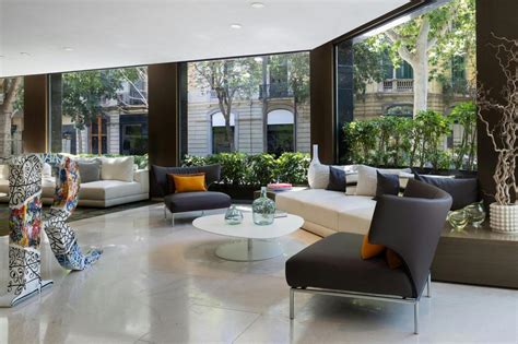 RENAISSANCE BARCELONA HOTEL | Rooftop exclusivo y cocina mediterránea