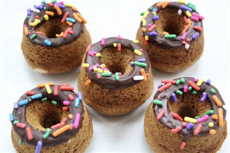 Baked Vegan Chocolate Mini Donuts – No Meat Fast Feet