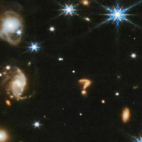 People are freaking out over a question mark seen in space. Scientists ...