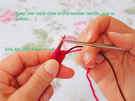What Is Magic Loop Method in Knitting 的图像结果