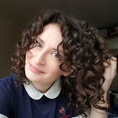 How To Style 3a Hair by 9 Holy Grail Hair Products For Type 3a Curls How To Style 3a Hair