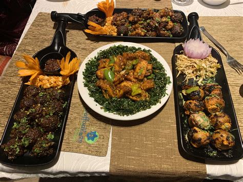 This Popular Vegetarian Restaurant Serves Amazing Sizzlers & Lasagna! | LBB