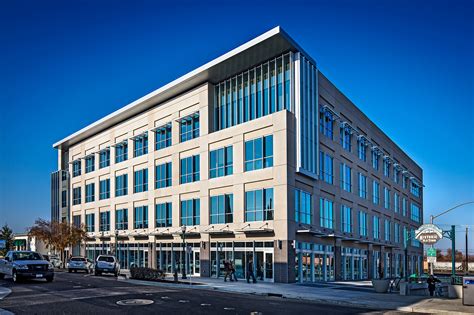 Office Building 的图像结果