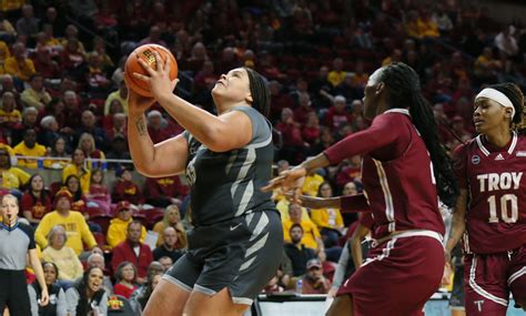 Audi Crooks goes off for 41 points, 13 rebounds in Iowa State's dominant win: 'This was probably my