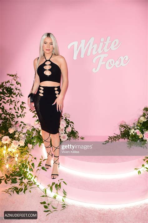 ASHLY SCHWAN Feet - AZNudeFeet