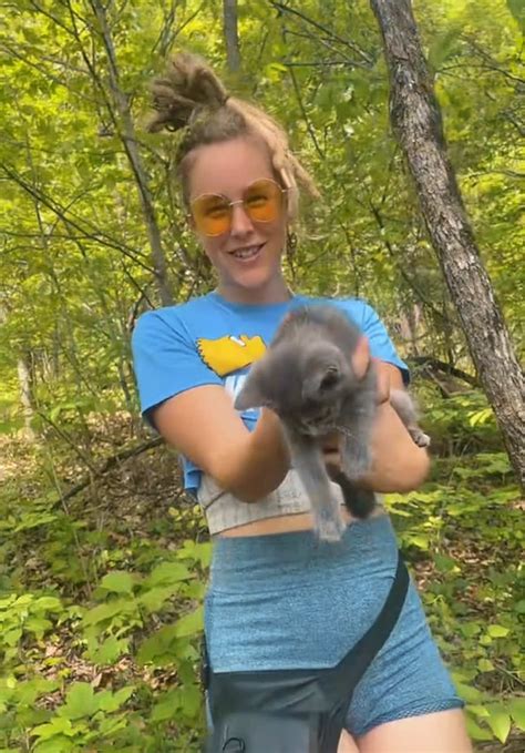 Off Grid Misty (@offgridmisty) - Urlebird