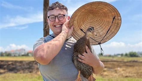 HOI AN DUCK STOP EXPERIENCE: FEED AND LEAD DUCKS - All You Need to Know ...