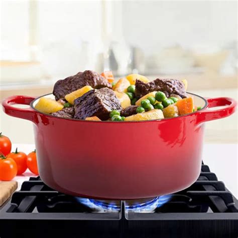 Baking, Braising, Warming: 5 Unexpected Ways Enamel Cast Iron Dutch Ov ...