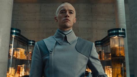 The Hunger Games prequel star Tom Blyth shares his subtle nod to the ...