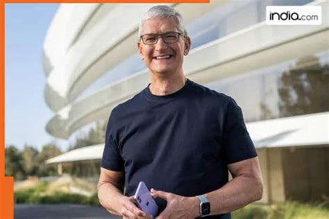 Apple CEO Tim Cook per month salary is Rs 540000000, majority of his ...