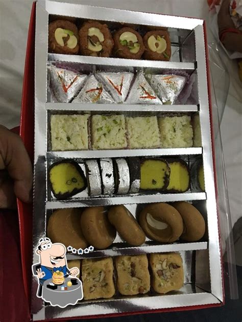 Menu at shri Ram Sweets, Barabanki