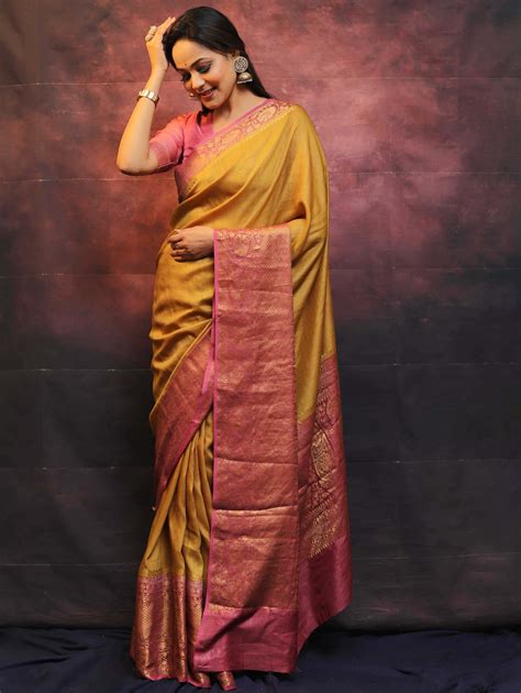 Banarasee Handwoven Pure Muga Silk Saree With Floral Border & Pallu-Ol