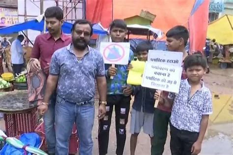 Taking Inspiration From PM Narendra Modi, Raipur Family Distributes ...