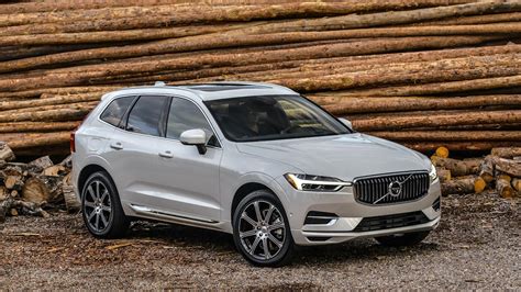 2018 Volvo XC60 T8 Review: Performance And Green In One