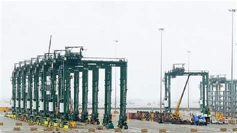 Leaders Review Phase 2 of Bharat Mumbai Container Terminal