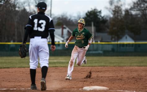 Muskegon Catholic Central baseball beats Newaygo, 12-10 - mlive.com
