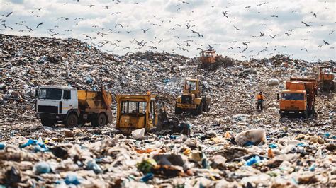 The Problems With Landfills (And What You Can Do About It) - Tomorrow's ...