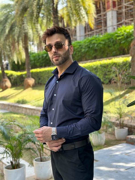 Gritstones Navy Blue Solid Shirt