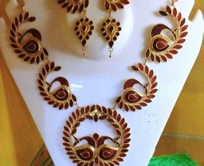 Buy Dubori Assamese Mayur Haar Set, Red at Amazon.in