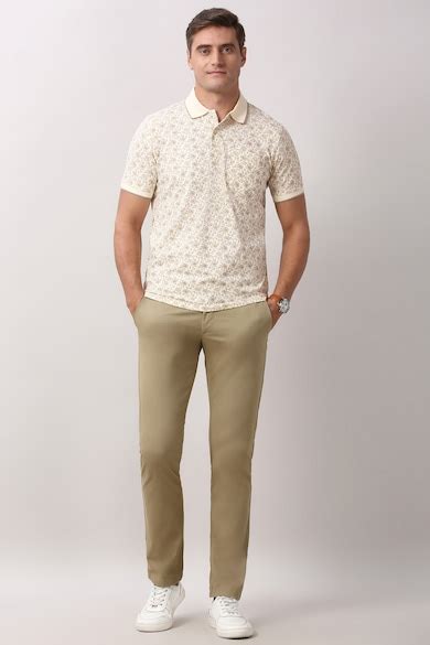 Buy Men Beige Print Polo Neck T-shirt Online - 40015499 | Peter England