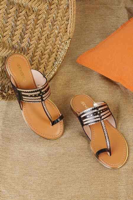 Buy Black Braided Strap Octavia Handwoven Kolhapuri Sandals by Nine By ...