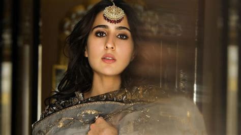 Dripping in gold: 15 accessories and outfits that will help you amp up ...