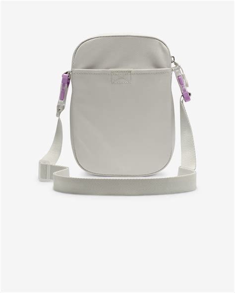 Sabrina Premium Cross-Body Bag (4L). Nike IN