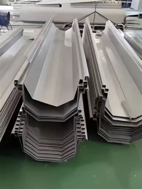 Gutter Machine 的图像结果