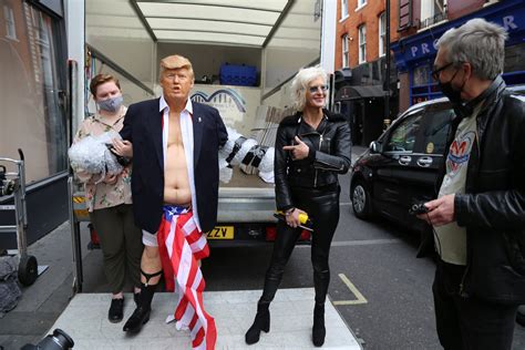 About artist Alison jackson — ALISON JACKSON