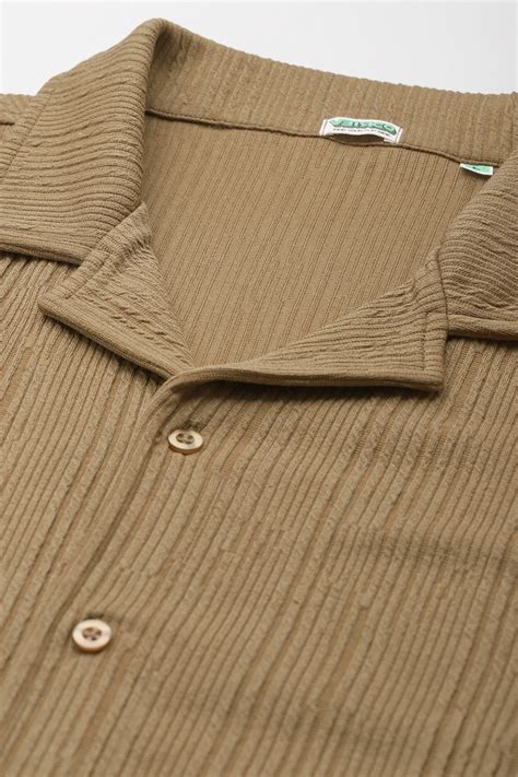 Buy Stylish Half Shirts for Men | Half Sleeve Shirts | Veirdo