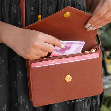 Buy Neorah Envelope Sling Bags online in India @ – Atelier NEORAH
