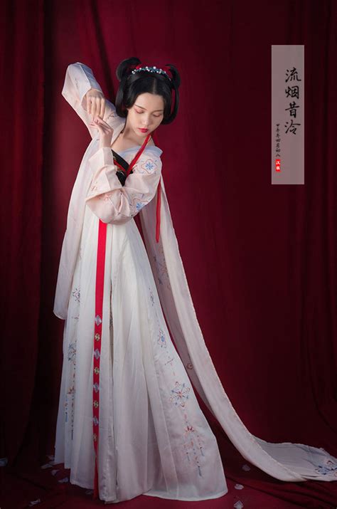 中国风女装改良汉服女古装_汉服_中国古风图片大全_古风家