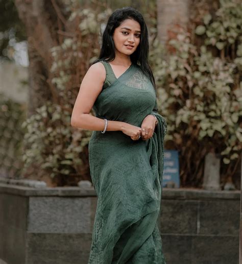 Lavanya Manickam: Photos, Age, Family, Background, Net Worth, and Lifestyle | Lavanya Manickam ...