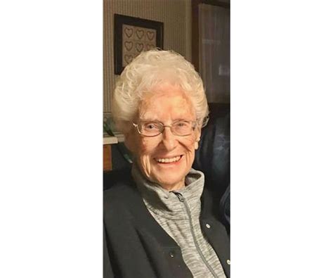 Arlene VanHoute Obituary (2025) - Newark, NY - Finger Lakes Times