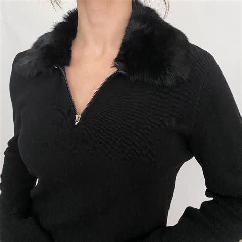 fur collar quarter zip sweater - size m - medium | Unique clothes for ...