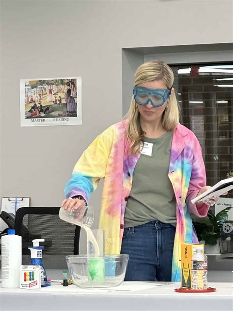 Tracy Borgmeyer visits The John Cooper School - Hello Woodlands