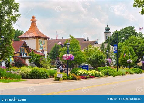 Frankenmuth Visitor Center editorial photo. Image of plants - 44312111