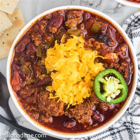 Over the Top Smoked Chili - grillonadime.com
