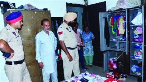 ਦਿਨ-ਦਿਹਾੜੇ ਜਿੰਦੇ ਤੋੜ ਕੇ ਦਿਤਾ ਵਾਰਦਾਤ ਨੂੰ ਅੰਜਾਮ