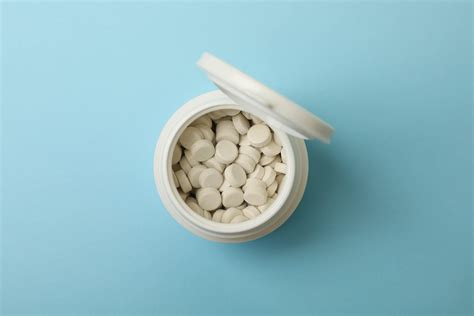 Understanding Opioids: Examining M365 Pill (White)