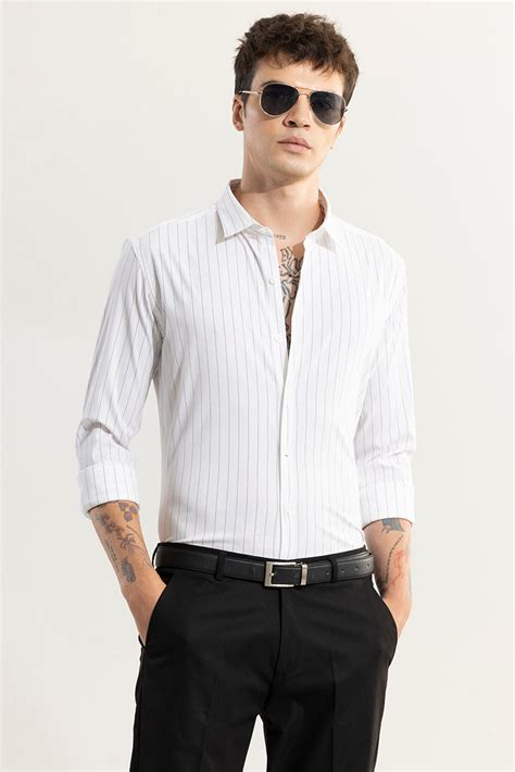 Buy Men's Elegant Stripe White Giza Cotton Shirt Online | SNITCH
