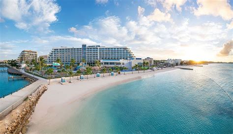MARGARITAVILLE BEACH RESORT (Bahamas/Nassau) - Hotel Reviews, Photos ...