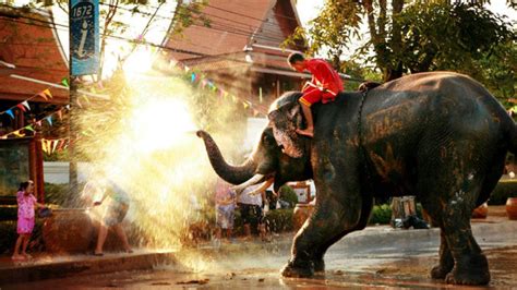 Singapore to host a waterless Songkran | Condé Nast Traveller India