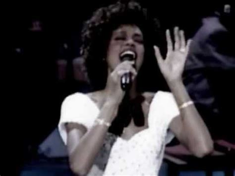 Whitney Houston-One Moment In Time(Live 1989) - YouTube