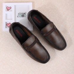 Buy Mochi Men Brown Casual Loafers Online | SKU: 71-44-12-40 – Mochi Shoes