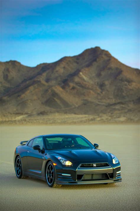 2014 Nissan GT-R - HD Pictures @ carsinvasion.com