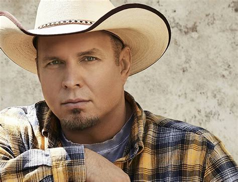'Garth Brooks: The Ultimate Collection' Makes History