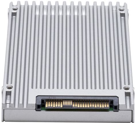 Specificaties van Intel SSD DC P3520 Series 2,5" 450GB - Tweakers