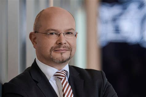 BMW: Walter Mertl wird neuer Finanzvorstand, Nicolas Peter geht in den ...