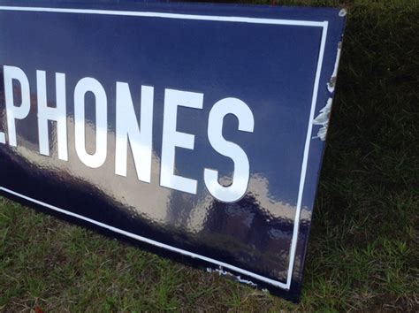 Phone. Sign Using Holes 的图像结果